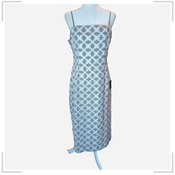 Lulu's Black and White Geometric Midi Dress - Picture 2 of 13